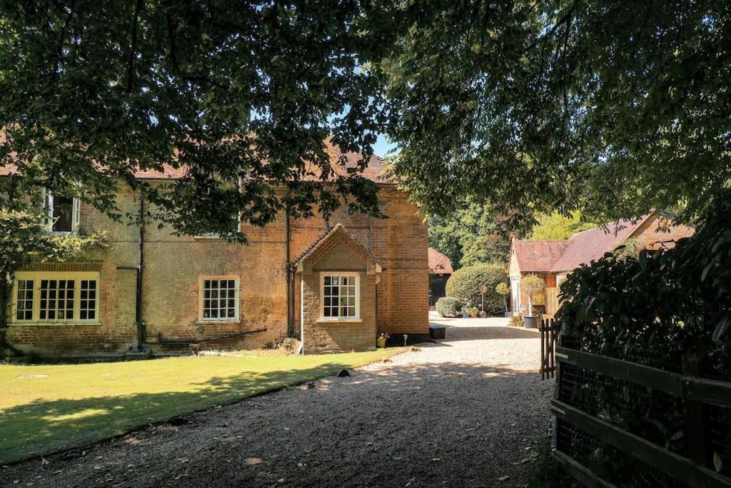 Landford'S Cottage, Your Retreat! Exterior photo